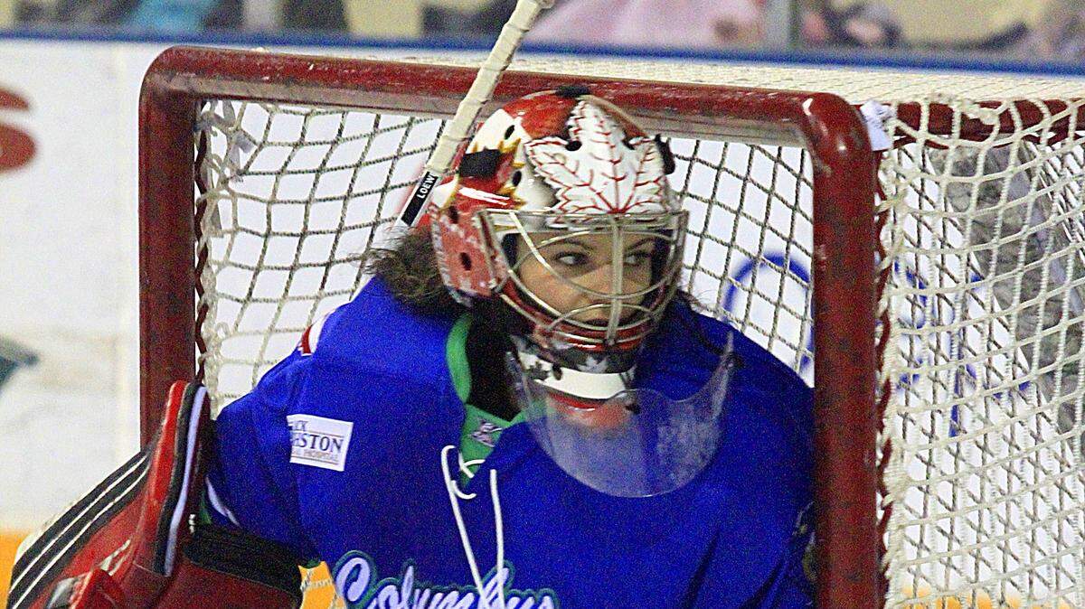 MIKE HASKEY/mhaskey@ledger-enquirer.comColumbus goalie Shannon Szabados keeps an eye on the puck in the first period March 15, 2014, against Knoxville.