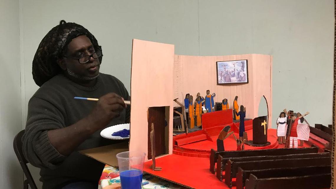 12-year-old boy needs help creating a Christmas miracle for a homeless artist