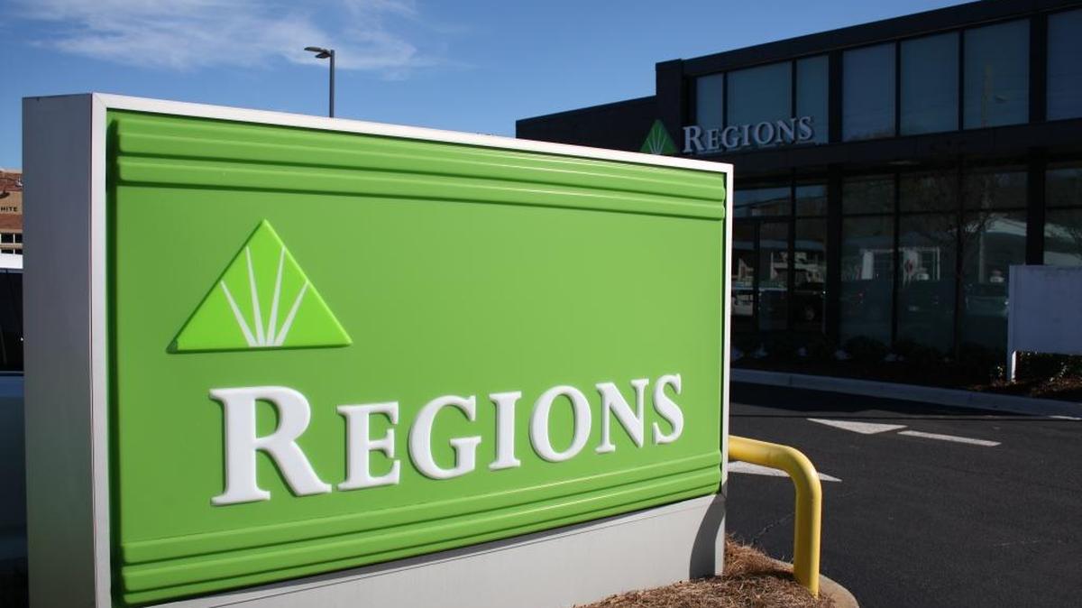 Regions Bank has four offices in the Columbus-Phenix City market. --