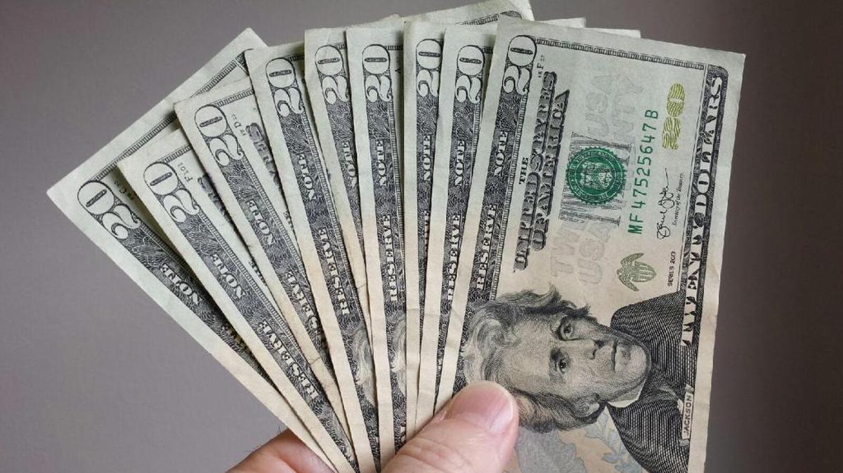 The deadline for filing income tax returns in 2017 with the Internal Revenue Service is April 18, a Tuesday. The agency says those filing for two key tax credits will have their refunds delayed until the week of Feb. 27. --