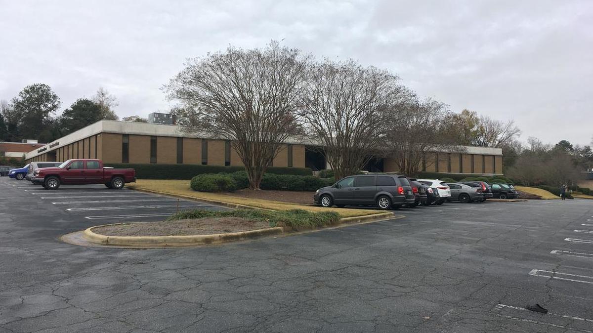 Hamilton Relay, a division of Hamilton Telecommunications, will be opening a business that provides captioned telephone services at 1501 13th St., an office building near Lakebottom Park.