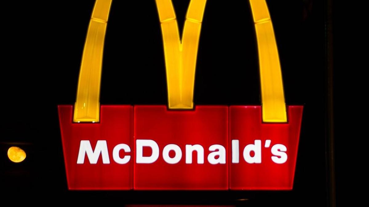The McDonald’s on Airport Thruway will be hiring 2 to 5 p.m. on Friday.