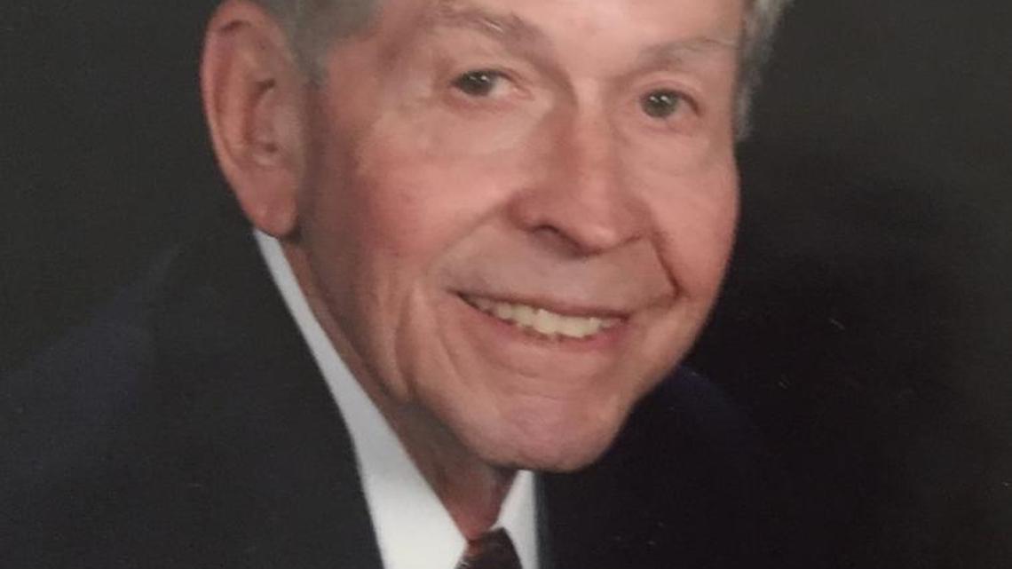 Columbus businessman Lon Alexander died Wednesday night at age 81.