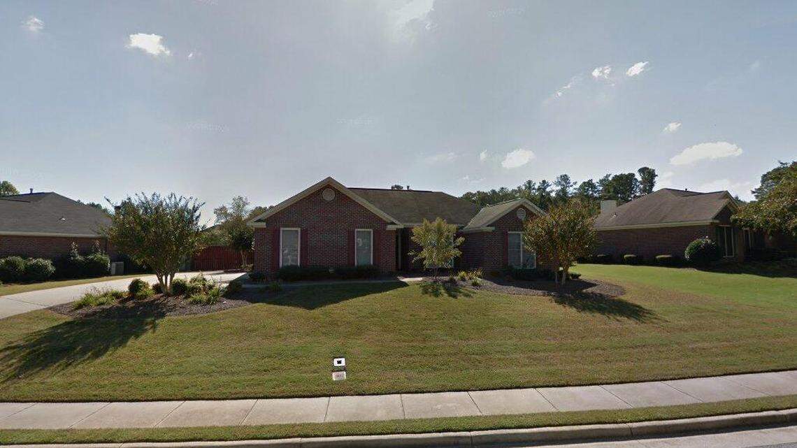 House on 4400 block of Shamrock gln.