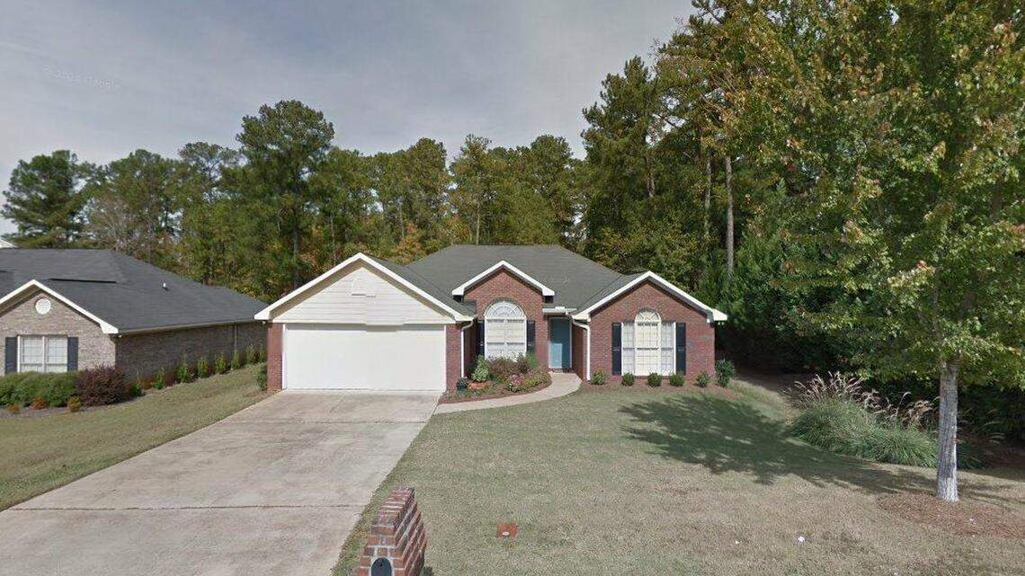 Single-family house sells in the Columbus area for $275,000