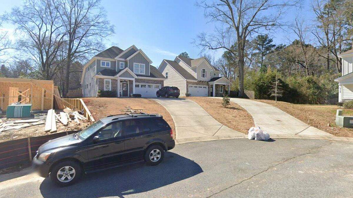 House on 3700 block of Graham Way
