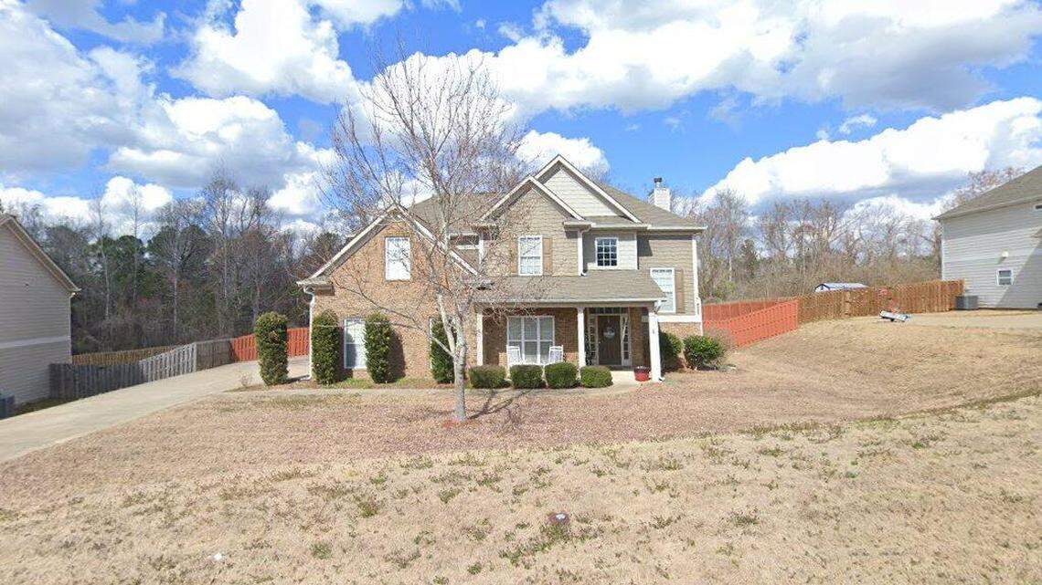 A 4-bedroom house sold in the Columbus area sells for $369,900. Here are the details.