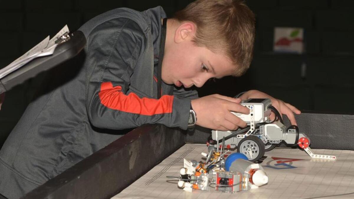 Spotted@Columbus Super Regional FLL Robotics Tournament Saturday ...