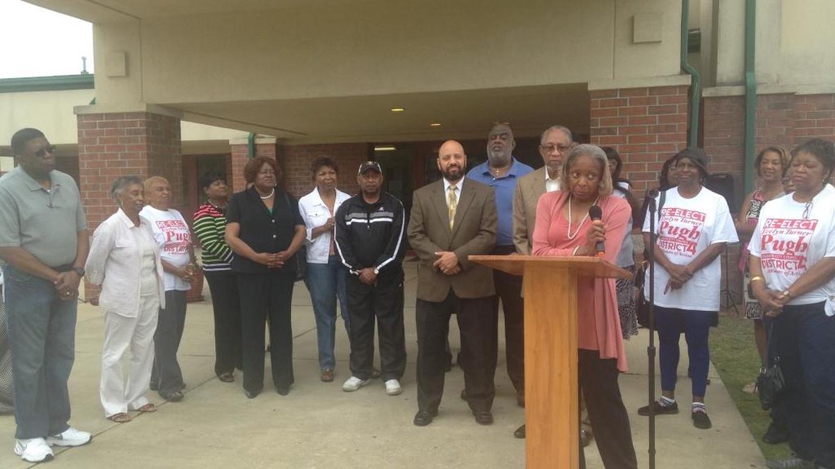 Mayor Pro-Tem Evelyn Turner-Pugh speaks at press conference organized by Dr. Robert L. Wright, a former city councilor. Wright threw his full support behind the long-time city councilwoman.