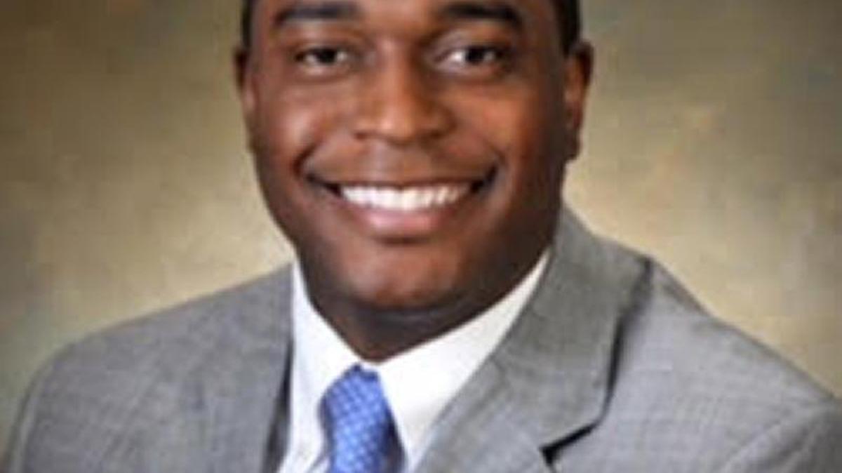 Mario Davis