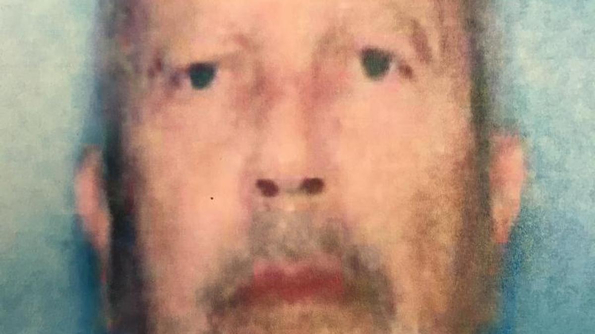 Columbus attorney George W. “Bill” Snipes is wanted by Columbus Police for 18 counts of felony theft.