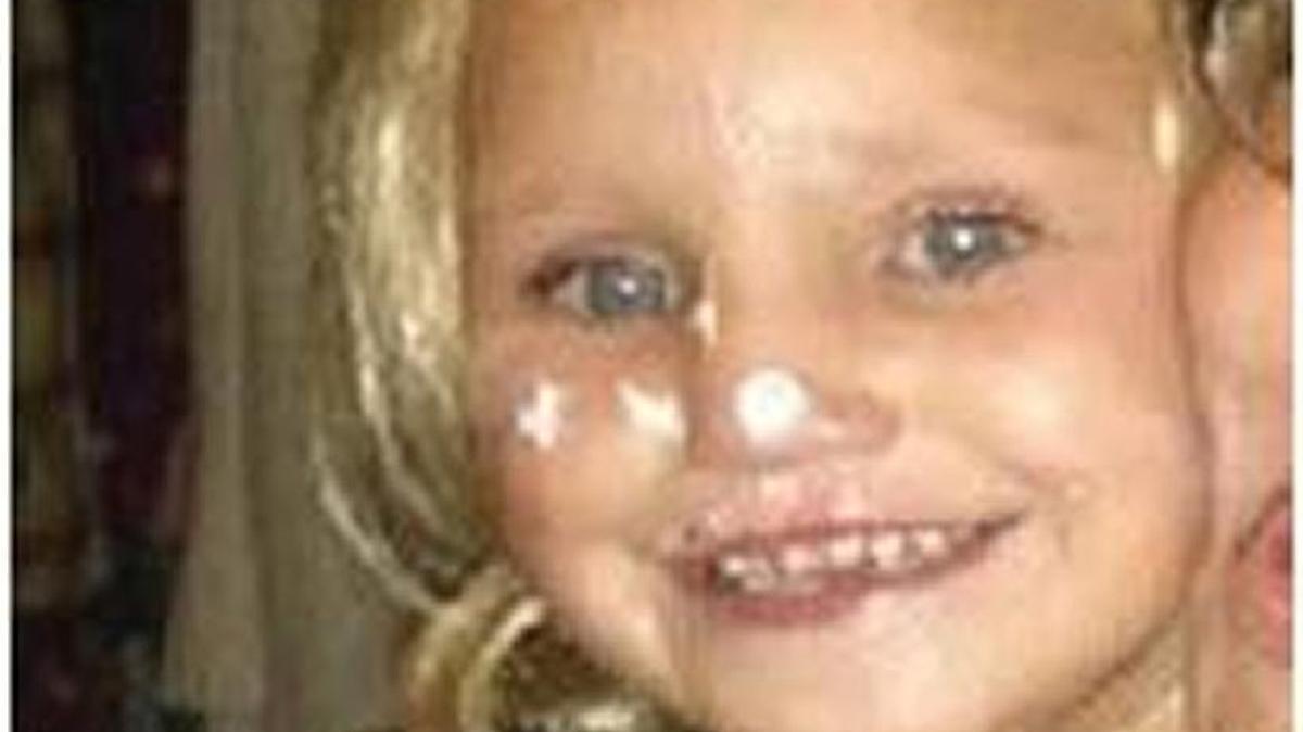 A Florida Amber Alert has been issued for Rebecca Lewis, who was last seen in the area of 6200th block of Highway 98 North in Lakeland. Law enforcement authorities believe she was abducted by West Hogs, a 31-year-old man who may be from Russell County.