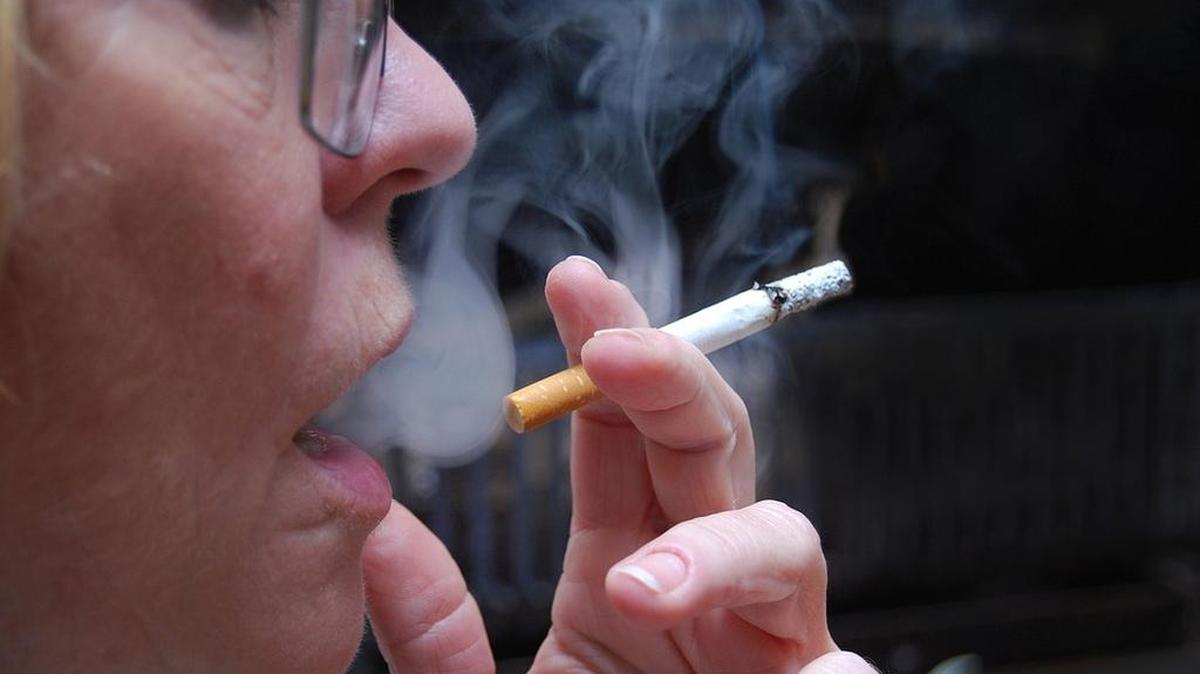 A proposed bill in Alabama would make it unlawful to smoke tobacco products while a minor is riding in the vehicle.