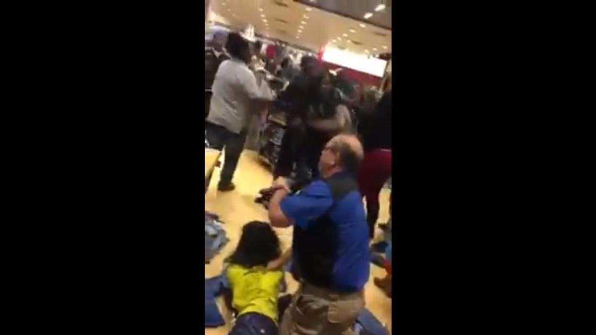 A fight broke out at the Riverchase Galleria in Hoover, Alabama late Thanksgiving Night, forcing the mall to close early