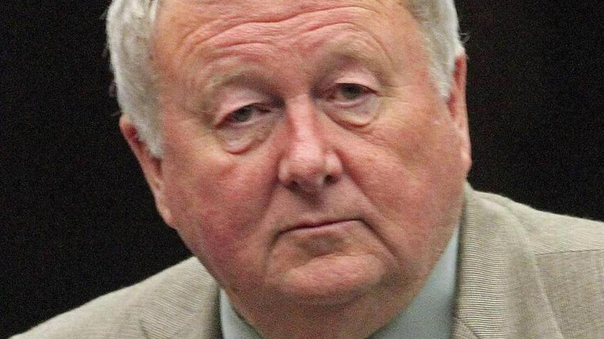 Attorney Mike Garner says he will run as a write-in candidate.