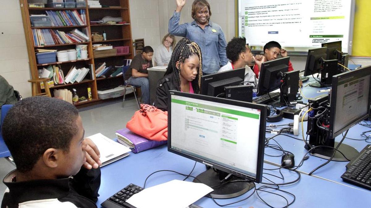 Michelle Crooks, Ph.D., teaches an eighth-grad English Language Arts class at Eddy Middle School Thursday. Crooks is the Title I Intervention Specialist for the middle school.