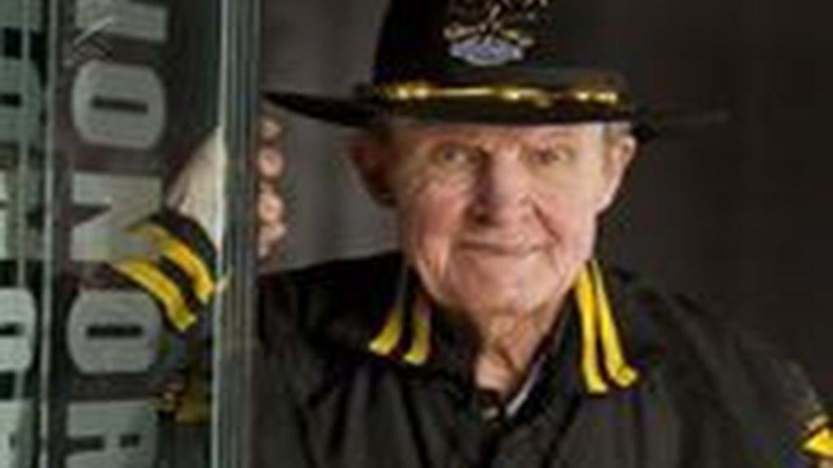 Hal Moore will be buried at Fort Benning