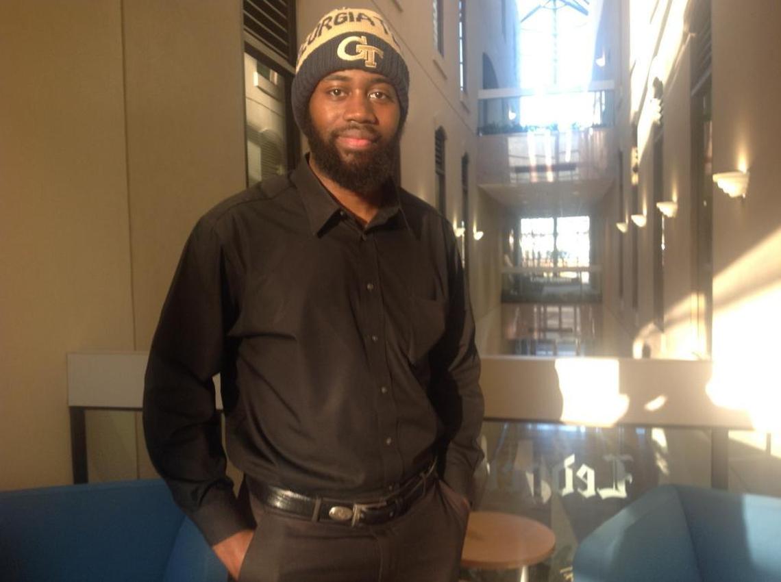 Orwin Smith, a former Green Bay Packers running back who played for Central High School and Georgia Institute of Technology before joining the NFL, had trouble navigating the child support legal system when he left football. Now he’s an advocate for other fathers in that predicament.