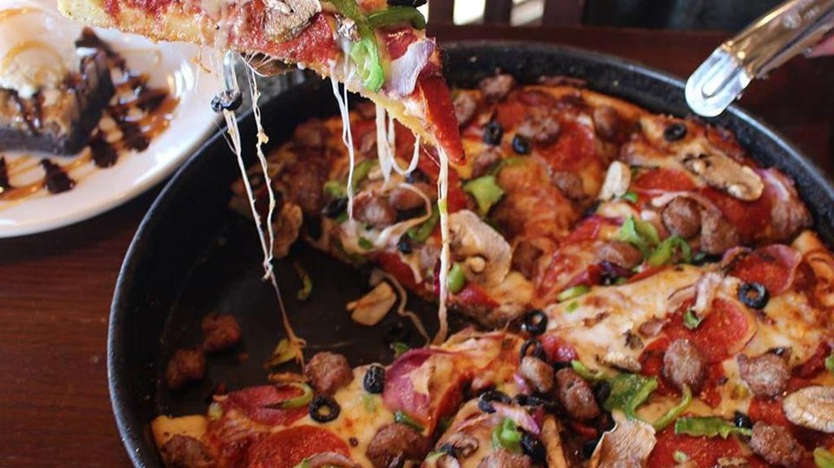A restaurant that serves up a wide variety of pizza and craft beer, as well as burgers, wings, pastas and other foods, is coming to Columbus Park Crossing, with a 6,738-square-foot building being built on Whittlesey Boulevard. --