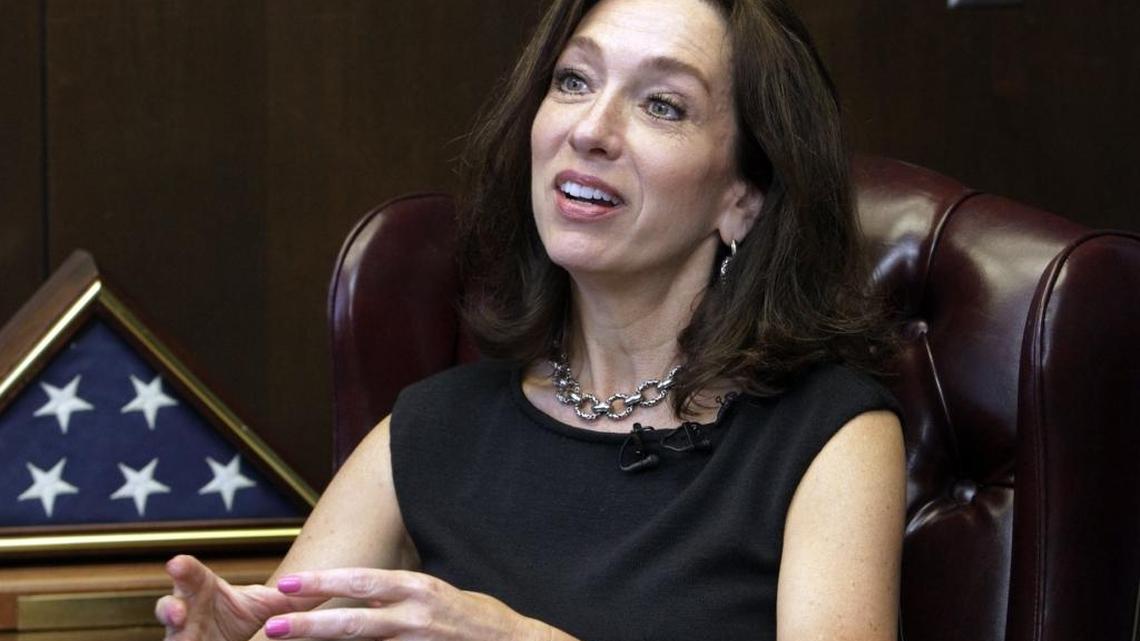 Mayor Teresa Tomlinson