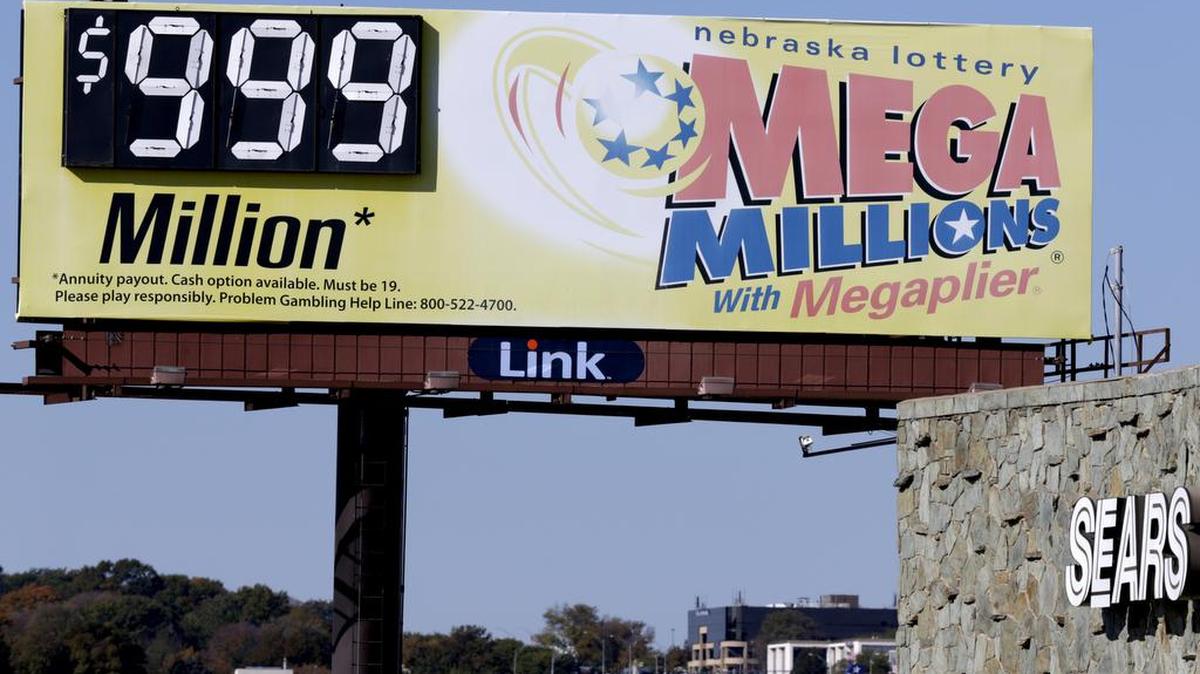 A Mega Millions billboards are not set up to offer the real prize amount.