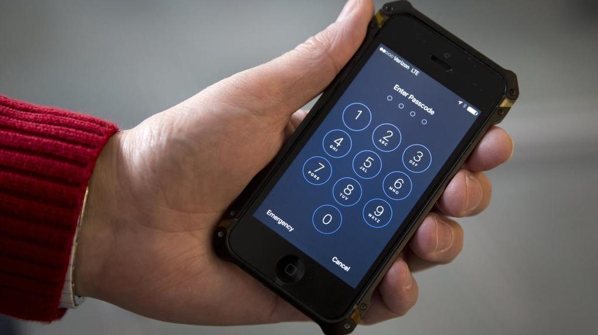 A Columbus public school has tightened its rules about when and where students may use cellphones and other personal electronic devices, banning them during school hours other than lunch.