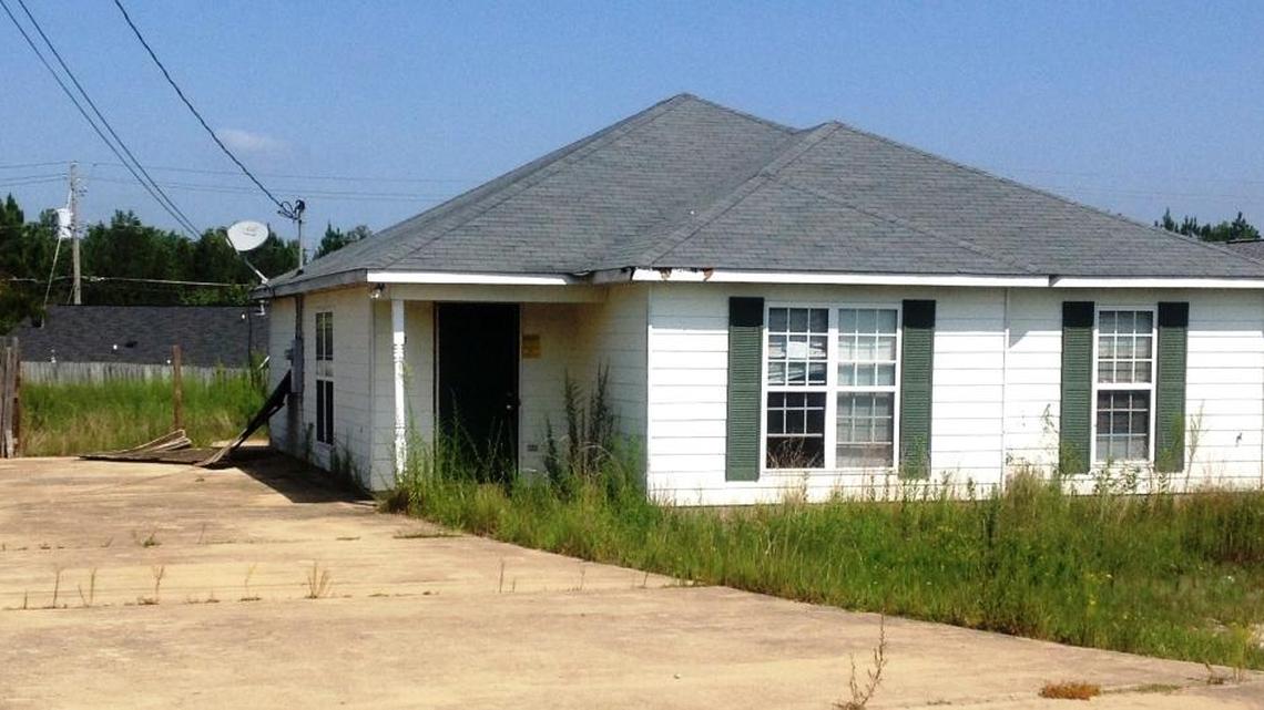 Inquirer: Vacant house causing trouble for neighbors in Phenix City