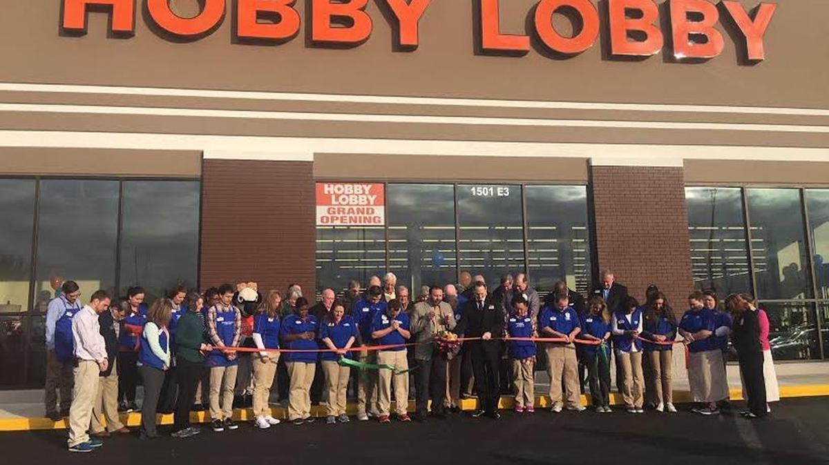 Hobby Lobby ribbon cutting held Monday