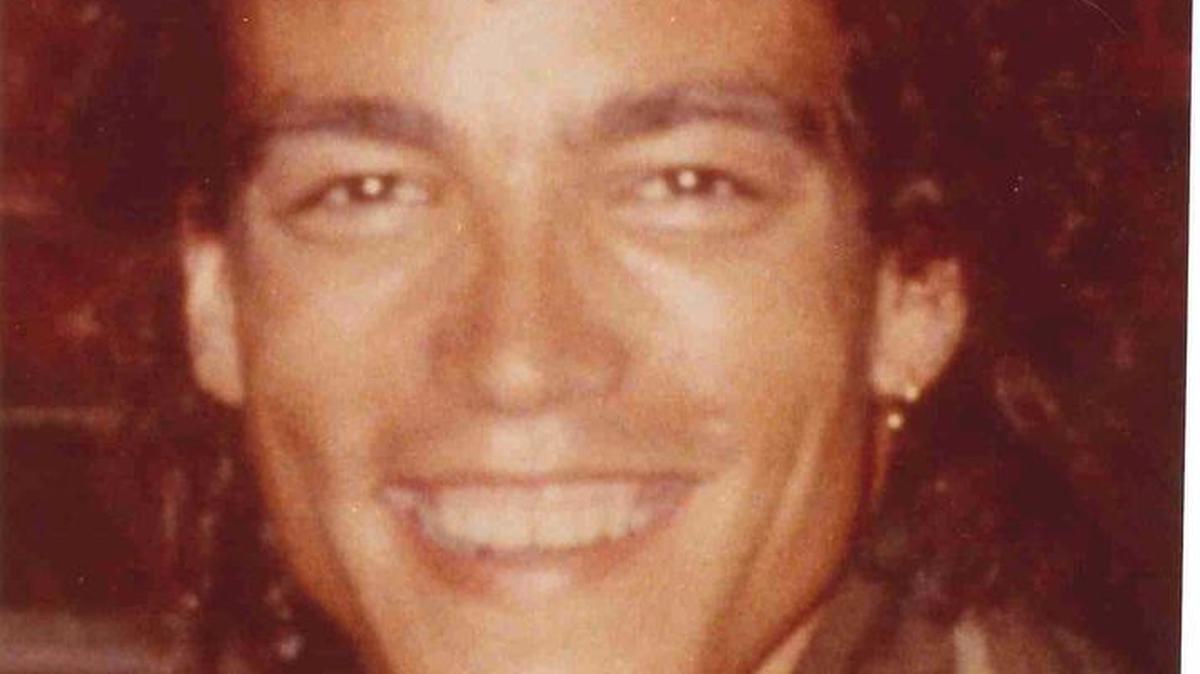William Maholland’s body was found by a Jones County fisherman in 1984. The Georgia Bureau of Investigation said he was wearing a pair of Tweedo brand, Safari-style, khaki trousers, with a size 32-inch waist and a canvas or webbed belt with a swordfish design.