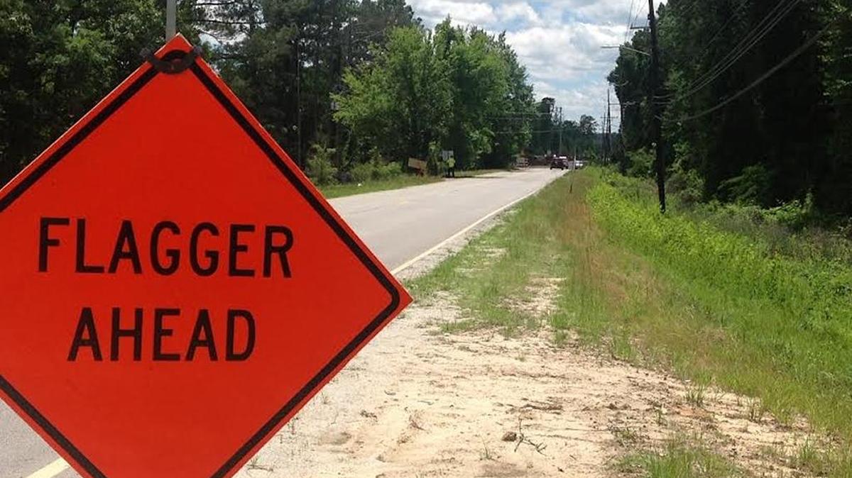 Only one lane is open on South Lumpkin Road during sewer replacement. Work is expected to be completed in about a month.