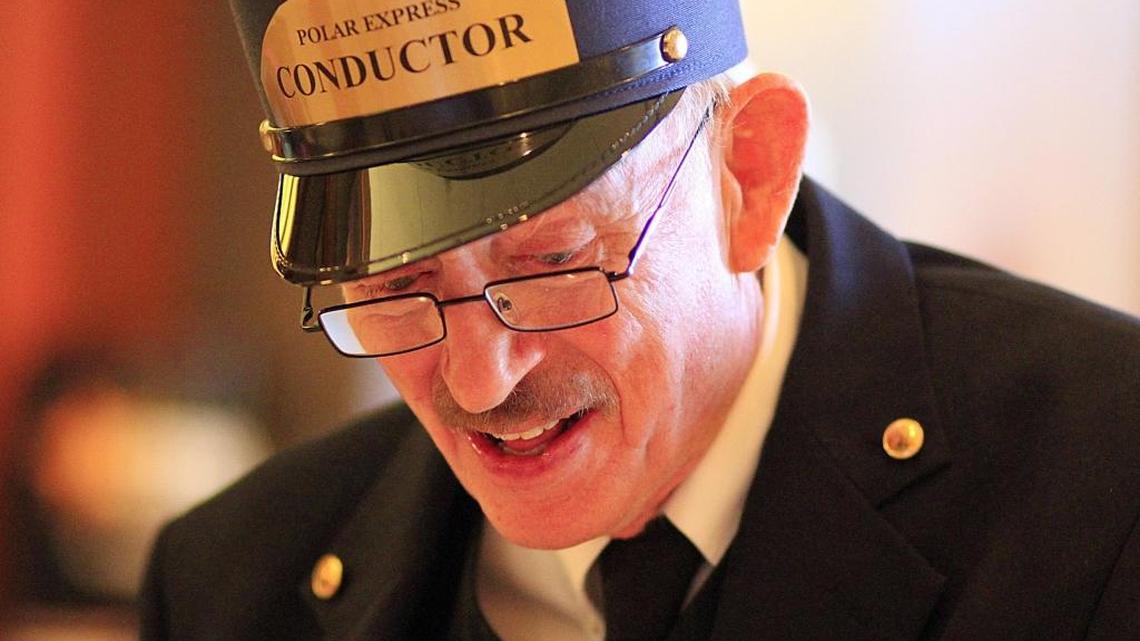 Owen Ditchfield greets children attending a showing of “The Polar Express 3D” at the National Infantry Museum on Nov. 28, 2014.