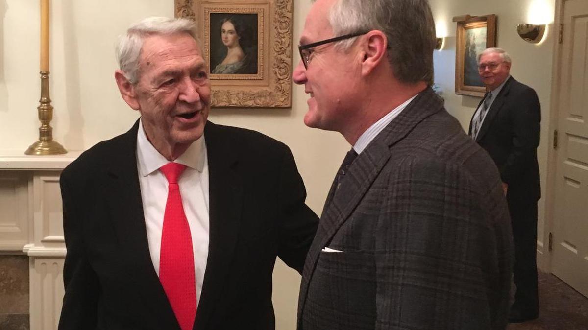 Columbus businessman Jerry Newman talks to Lt. Gov. Casey Cagle Friday morning at a campaign fund-raising event in Columbus.