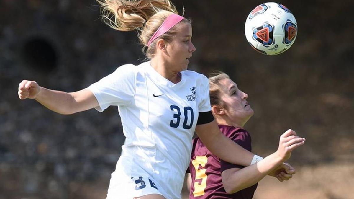 Brooke Nall during a 2016 CSU versus Armstrong soccer game