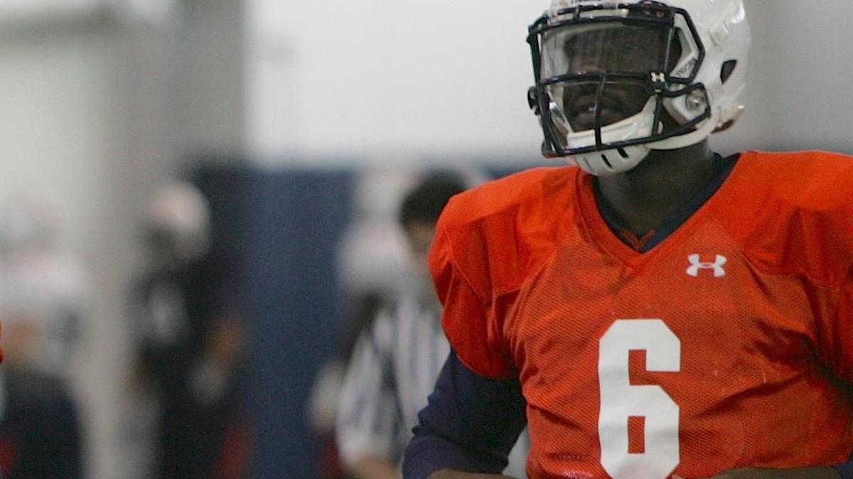 Auburn quarterback Jeremy Johnson practices on Friday, Aug. 5, 2016 at the university's athletic complex.