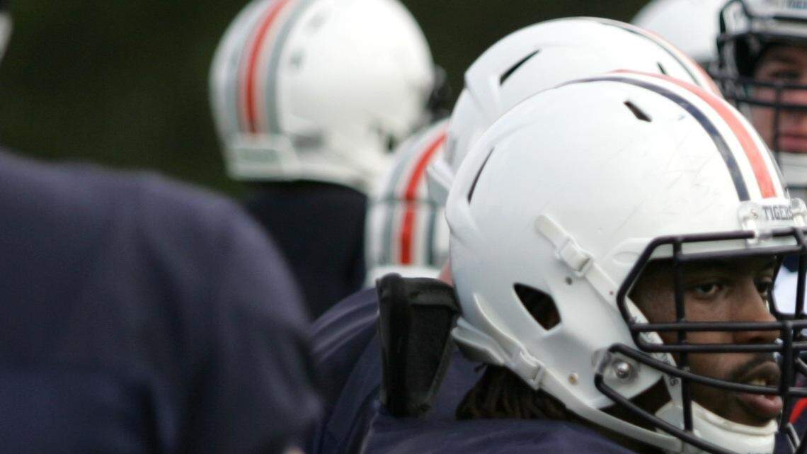 Auburn offensive lineman Avery Young practices for the Birmingham Bowl at Hoover High School’s football stadium Sunday, Dec. 27, 2015. (Michael Niziolek | mniziolek@ledger-enquirer.com)