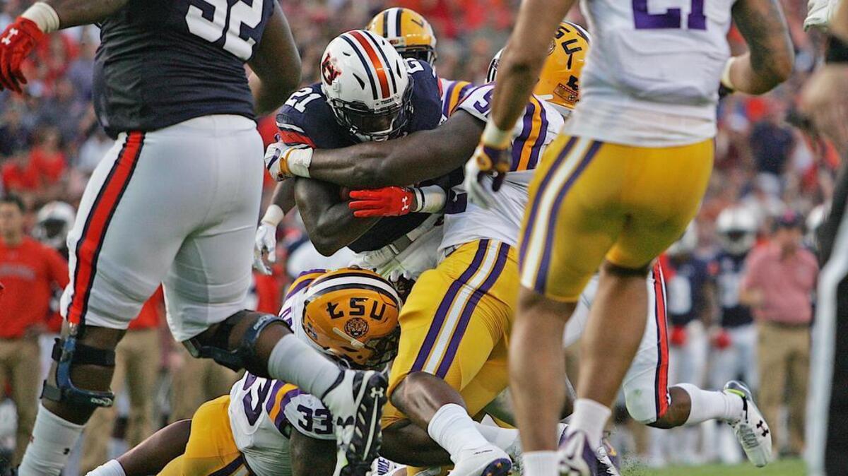 Auburn running back Kerryon Johnson tries to get in the end zone against LSU Saturday, Sept. 24, 2016 at Jordan-Hare Stadium.