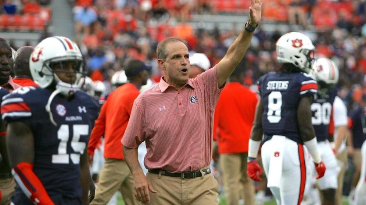 Auburn defensive coordinator Kevin Steele works with his players before facing LSU Saturday, Sept. 25, 2016 at Jordan-Hare Stadium.