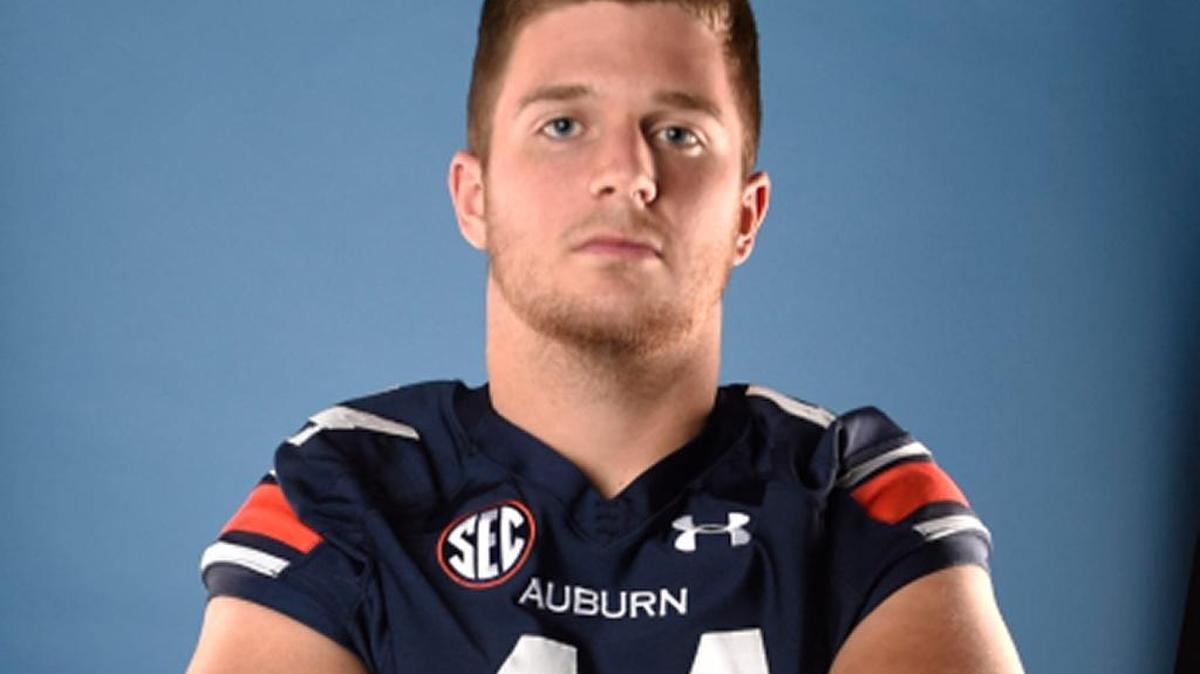 Auburn tight end Landon Rice.