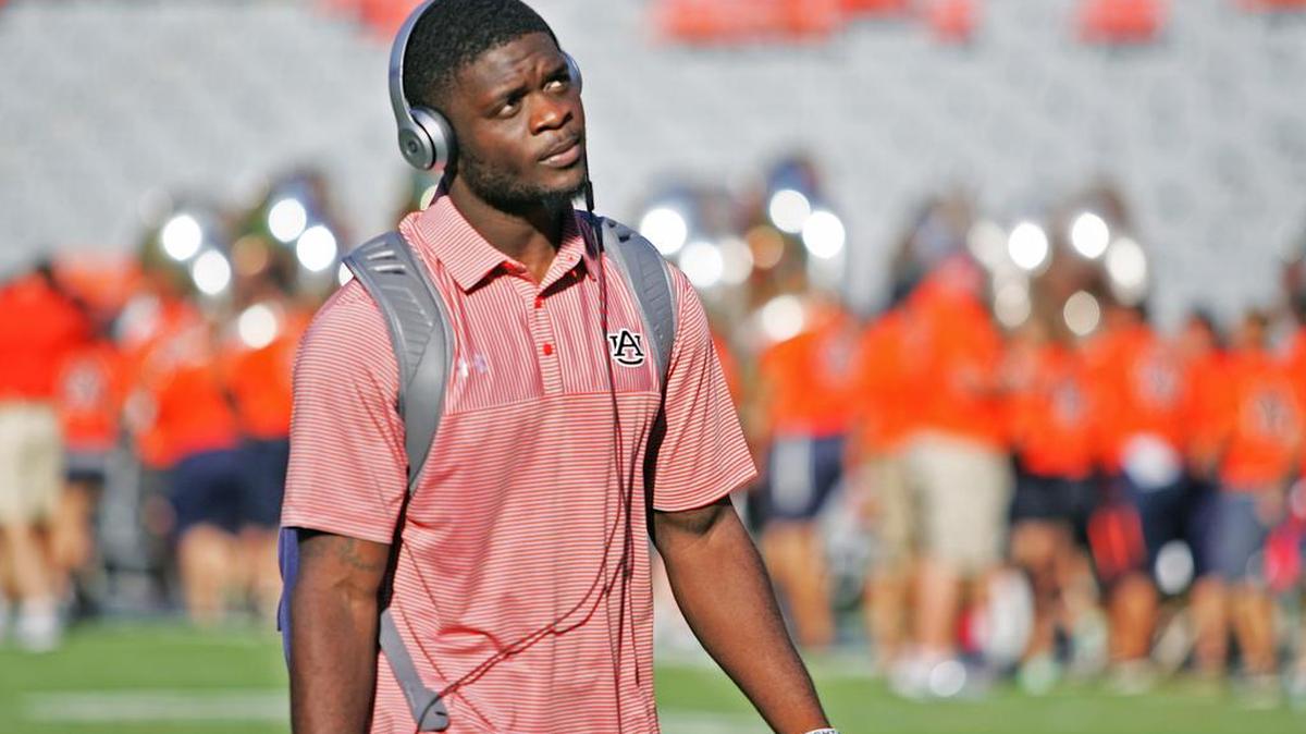 Auburn wide receiver Marcus Davis arrives at Jordan-Hare Stadium for his team's game against Arkansas St. Saturday, Sept. 10, 2016.