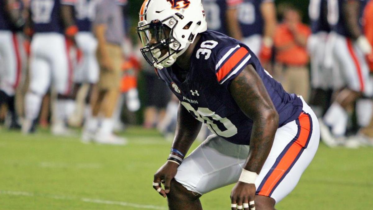 Auburn linebacker Tre Williams goes through the pregame warm up before playing Clemson Saturday, Sept. 3, 2016 at Jordan-Hare Stadium.