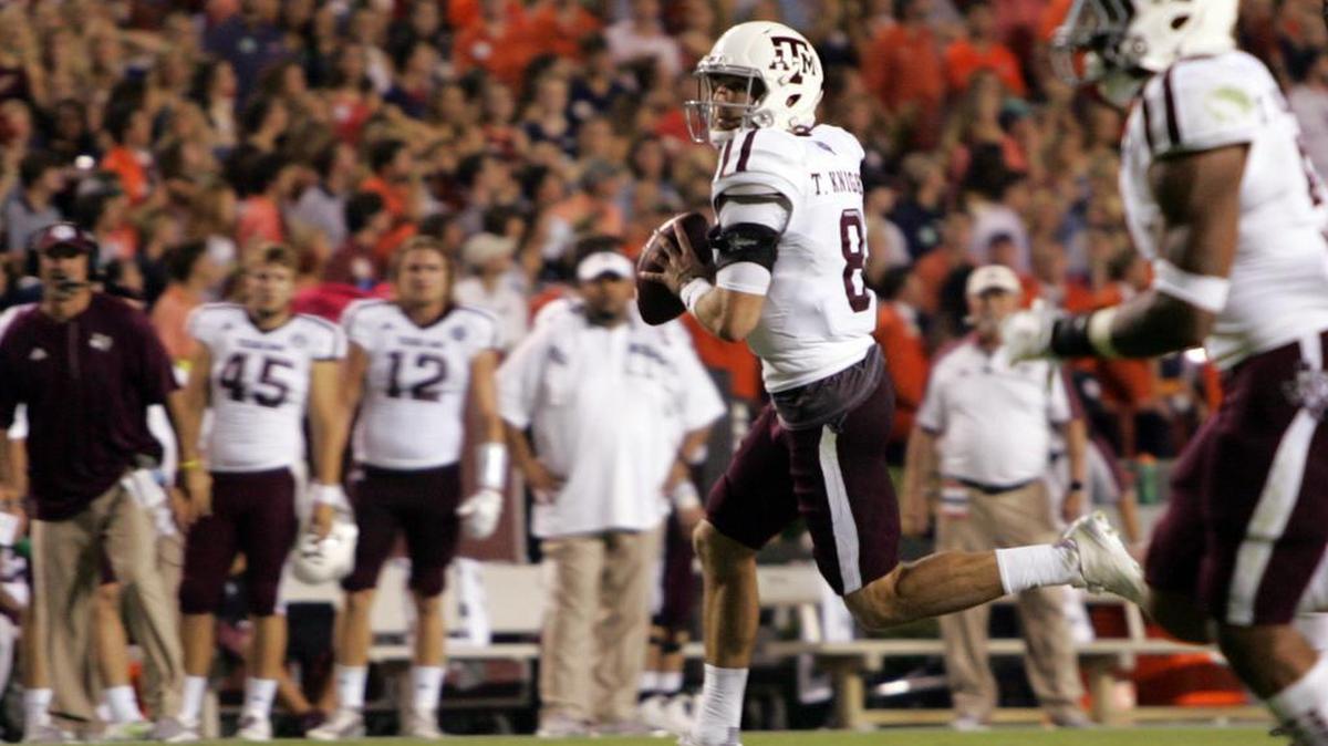 Texas A&M quarterback Trevor Knight plays Auburn earlier this season.