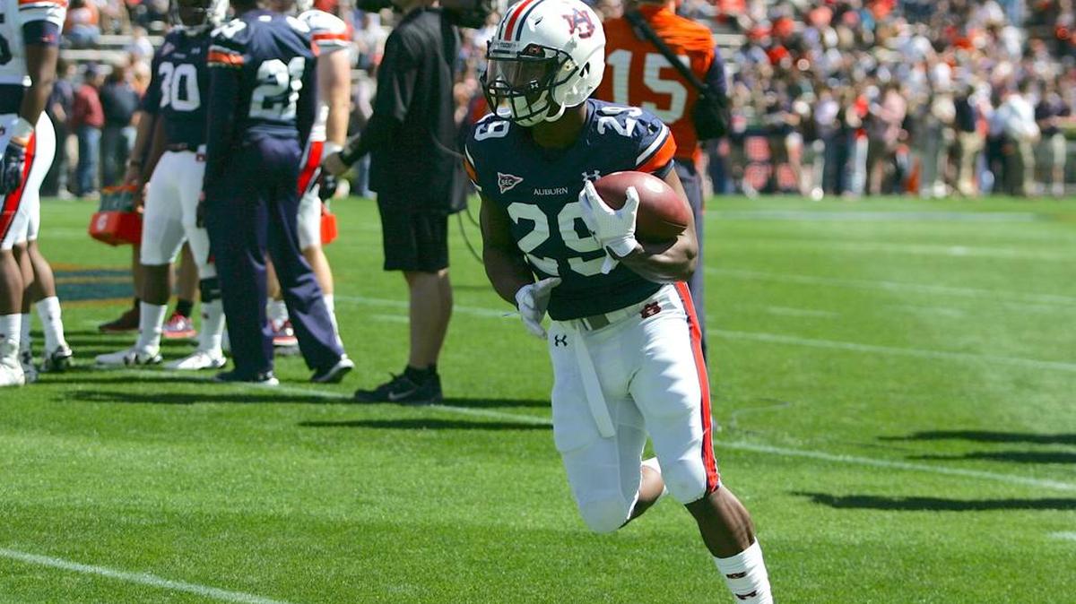 Auburn running back Jovon Robinson warms up before the team's spring game at Jordan-Hare Stadium on Saturday, April 9, 2016.