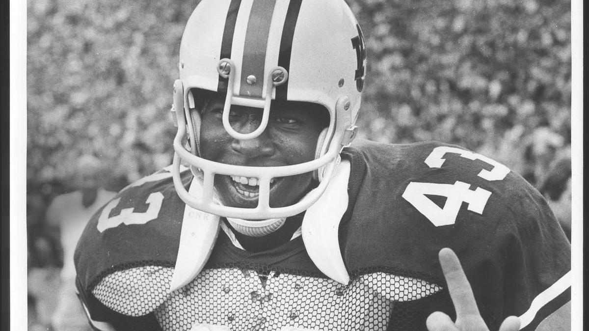 Former Auburn fullback James Owens smiles on game day.