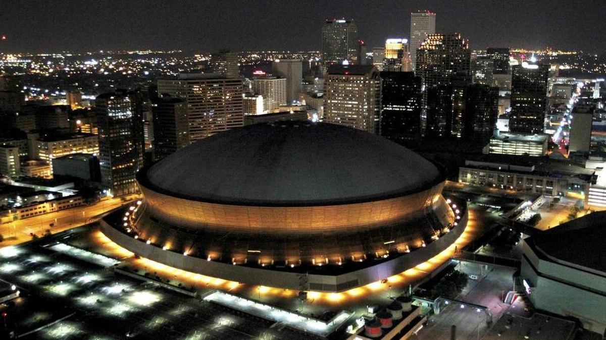 Auburn plays in Oklahoma in the Sugar Bowl at the Superdome in New Orleans Monday, Jan. 2, 2017.