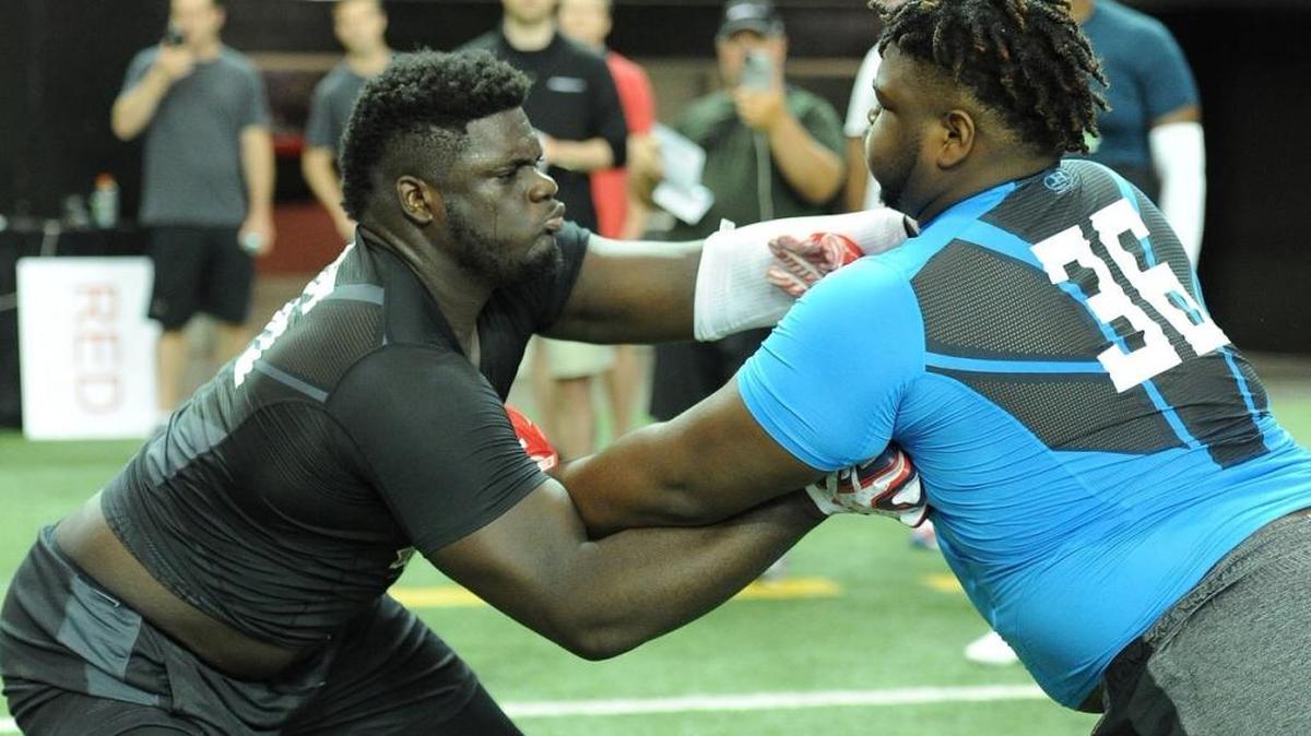 Alex Leatherwood, left, has committed to sign with Alabama in 2017.