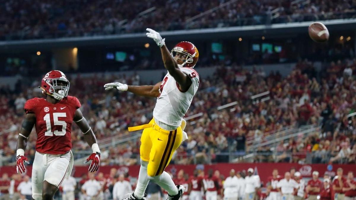 Alabama defensive back Ronnie Harrison watches pass sail over Southern California wide receiver JuJu Smith-Schuster’s head during a game earlier this month.