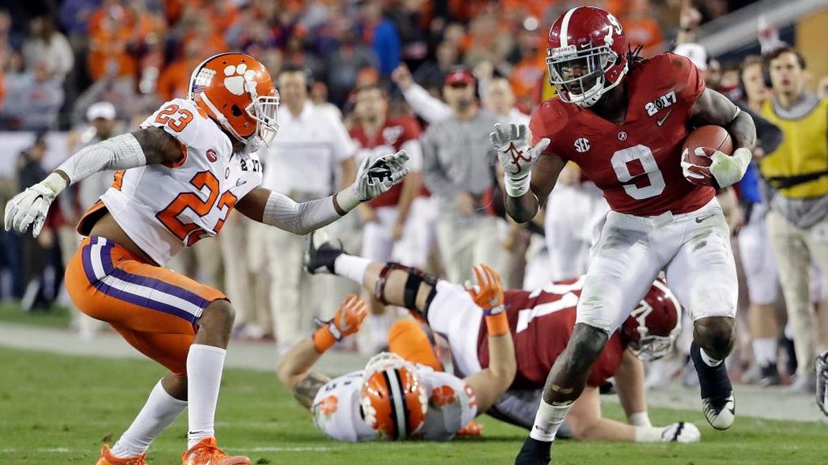 Alabama’s Bo Scarbrough runs for a touchdown during the NCAA playoff championship game against Clemson on Jan. 9 in Tampa, Fla.