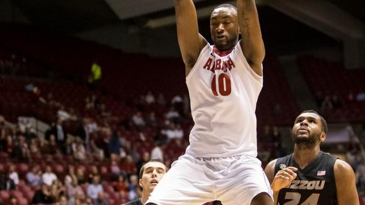 Alabama forward Jimmie Taylor dunks during Wednesday’s game against Missouri at Coleman Coliseum in Tuscaloosa, Ala.