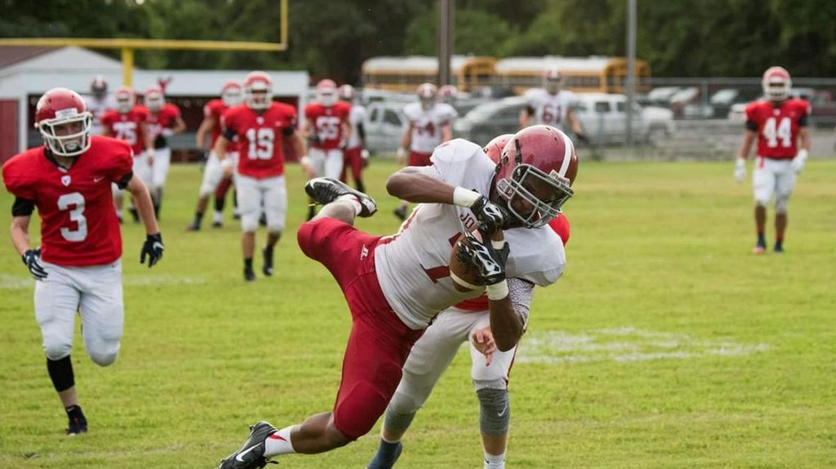 Jordan High School wide receiver D’Andre Snead
