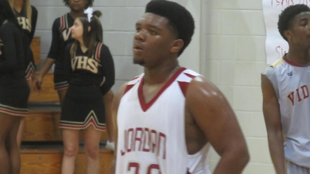 Tra'Quan Davis showed out with 19 points, but it was far from enough as the Red Jackets lost in the Class 2A quarterfinals